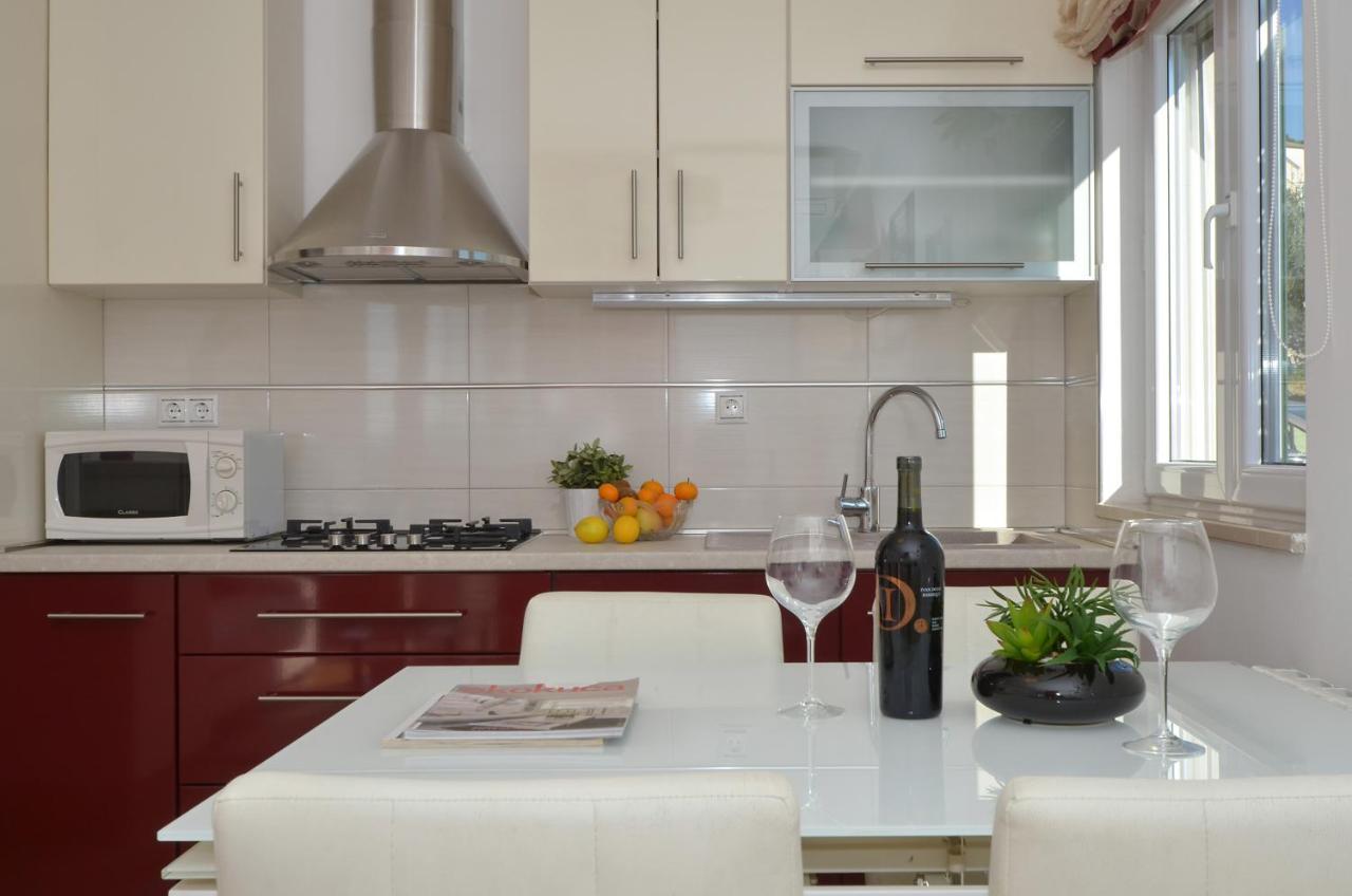 Apartmani Adela Solin Exterior foto